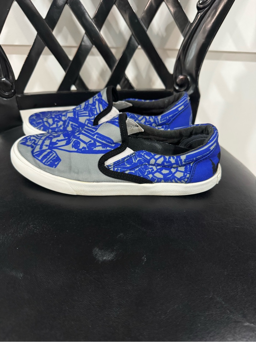 Star Wars Slip-On Sneakers in Blue and Gray size 5 men size 7 women